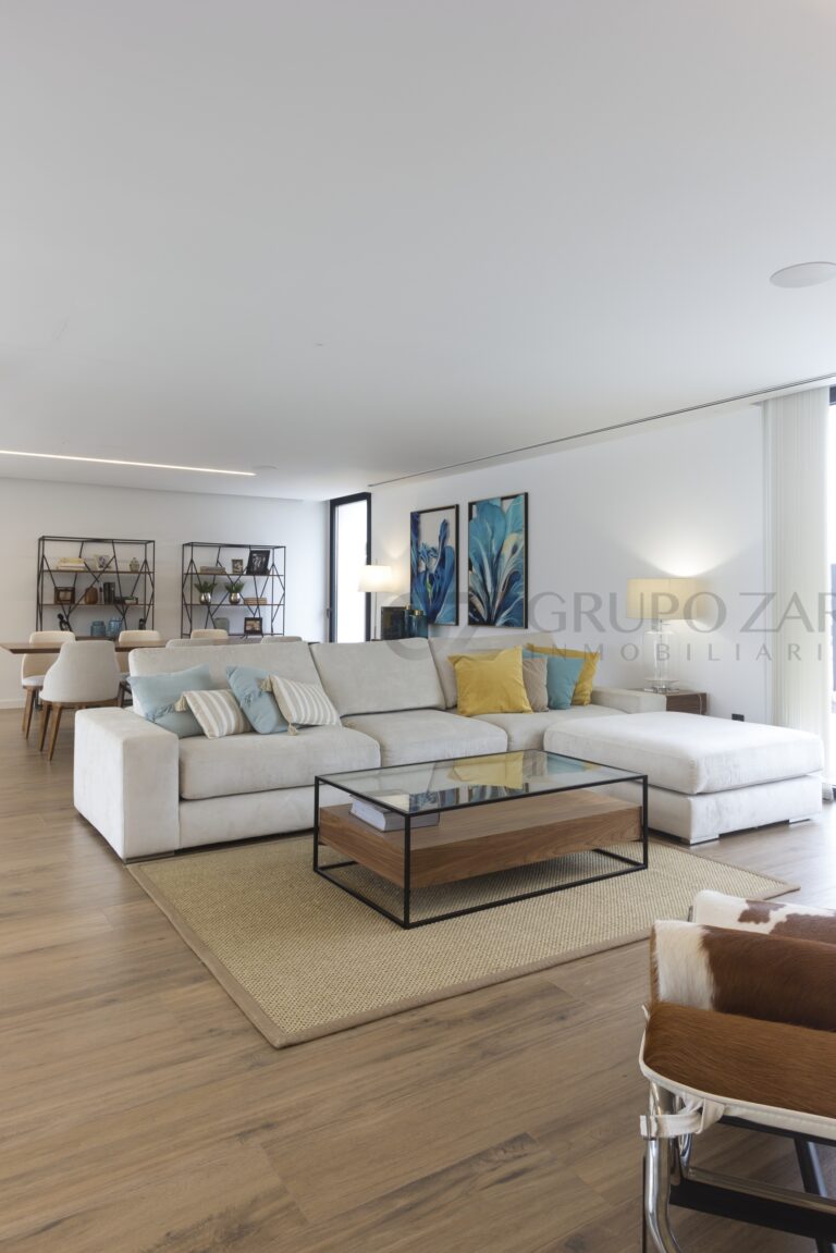 Casa-Cumbres-Muebles-2-scaled